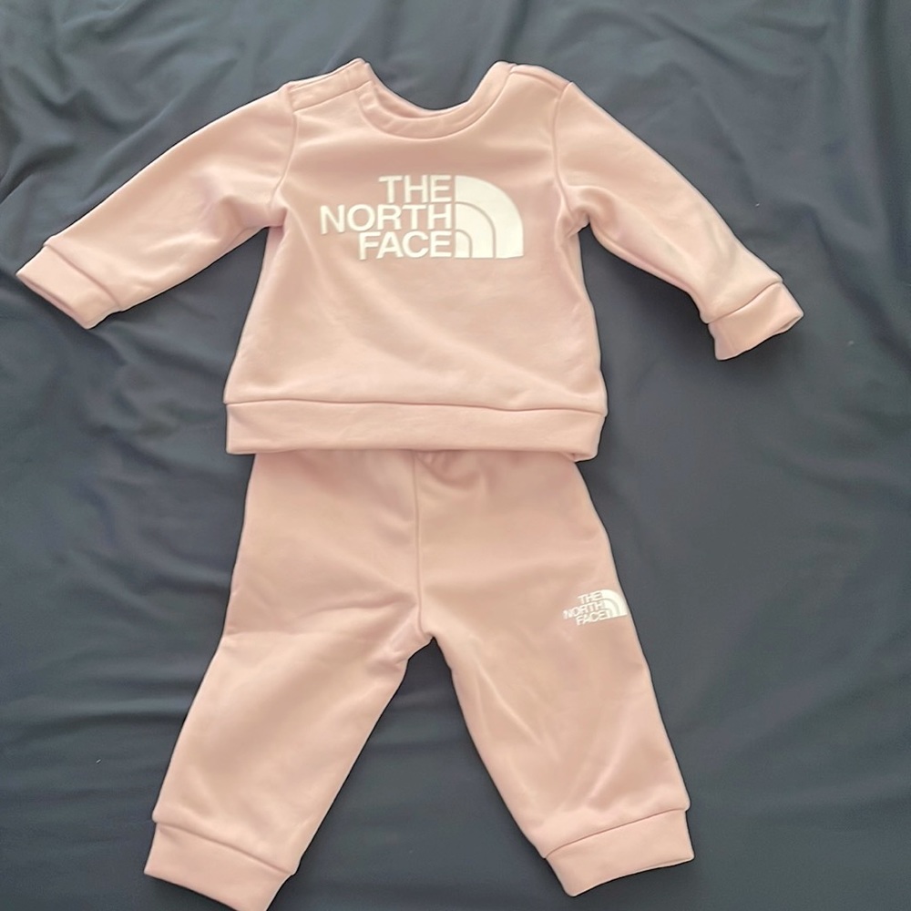 3-6 month The North Face Set